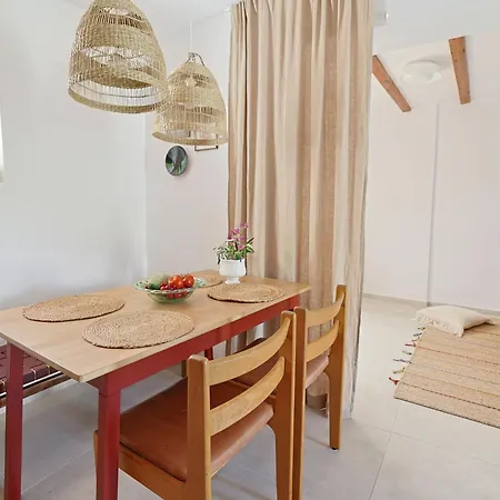 By Interhome